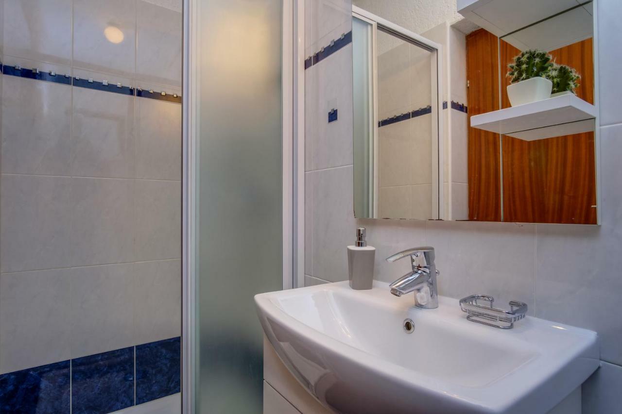 Apartmani Maris Mali Lošinj Εξωτερικό φωτογραφία